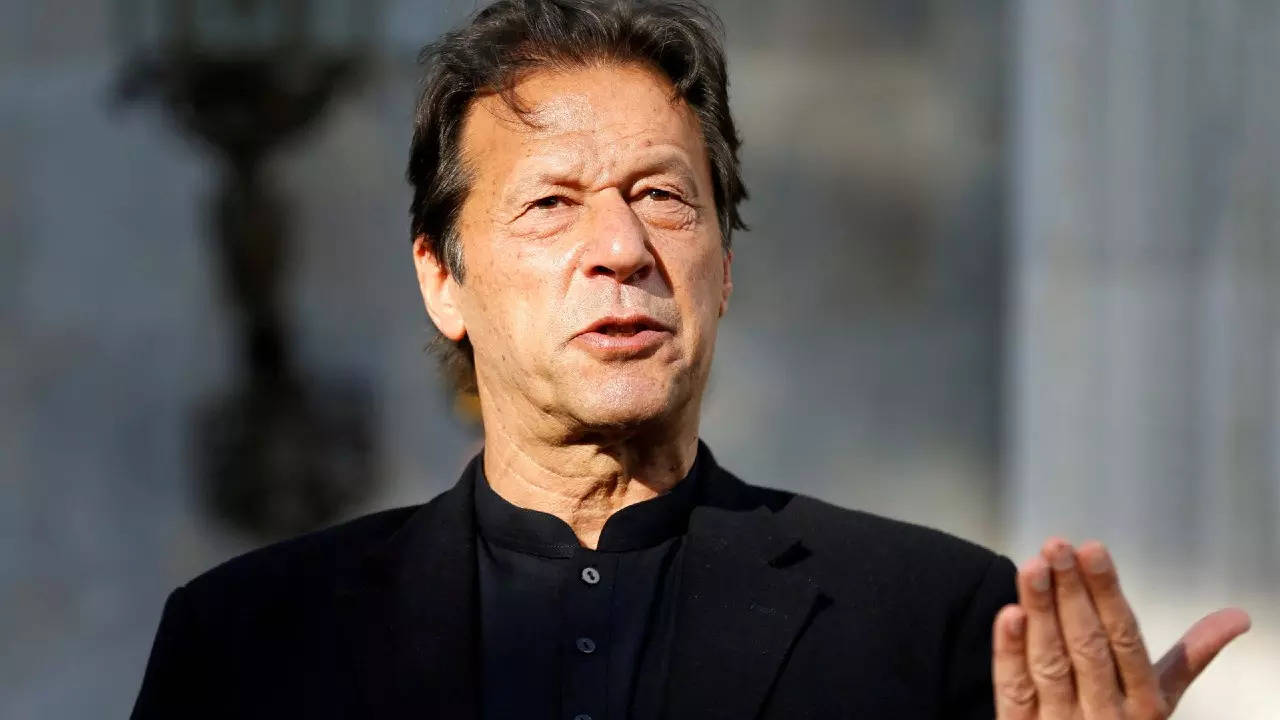 Imran Khan accuses govt of trying to score 'technical knockout' against him and eliminate his party