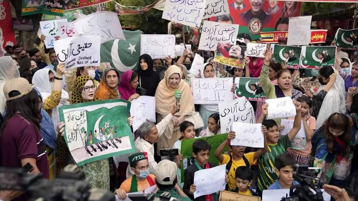 Pak court orders release of over 120 supporters of ex-PM Imran Khan