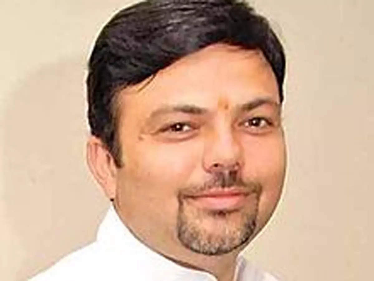 Cong's decision to expel me shows party is in 'wrong hands' in Maha, says ex-MLA Ashish Deshmukh