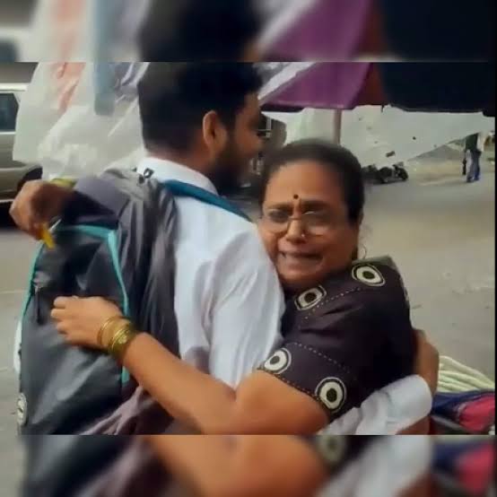Dombivli vegetable seller's son clears CA exam. Watch viral video of emotional hug with mother on Mumbai road