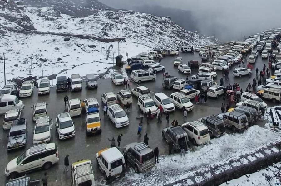 Sikkim to build parking lot for 1,000 tourist vehicles at Nathu La