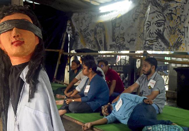 RG Kar: Junior doctors’ hunger strike enters 9th day, others on 'symbolic fast'